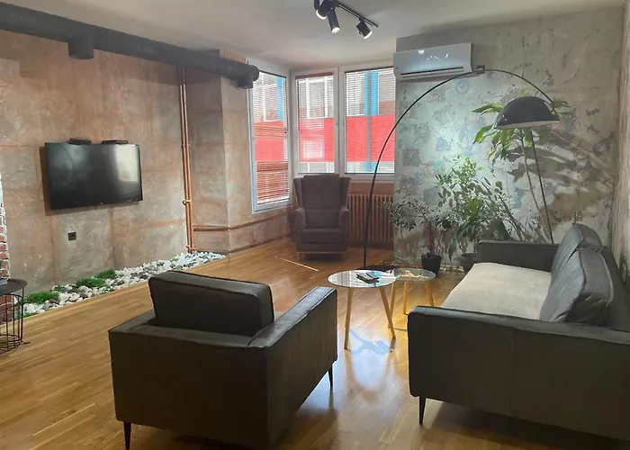 Industrial Magic On Pedestian Zone Apartment